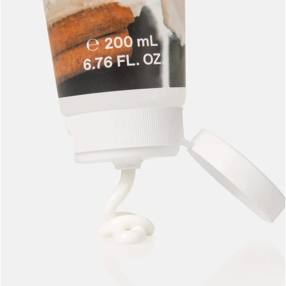 Korres Body Smoothing Milk - Vanilla Cinnamon  200mL - Picture 2 of 6